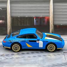 Hot Wheels ’96 Porsche Carrera | Serie HW The 90s | 1:64 coleccionables Alonso